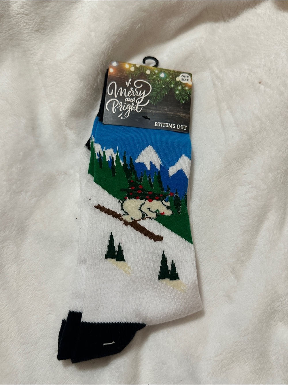 ⛷️ Bottoms Out Merry & Bright Skiing Polar Bear Crew Socks